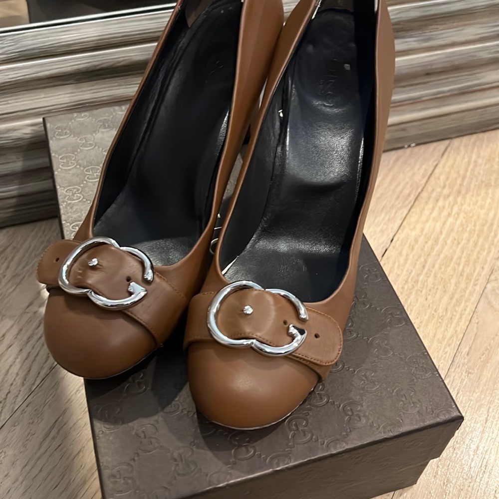 Gucci GG Pumps